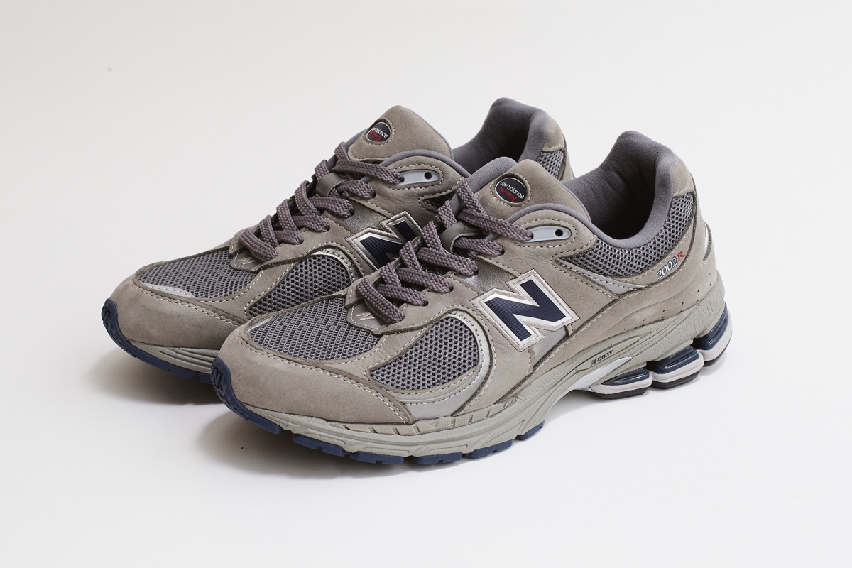 ニューバランス New Balance のハイテク顔なフラッグシップモデル 02 が初復刻 シューズ Fineboys Online