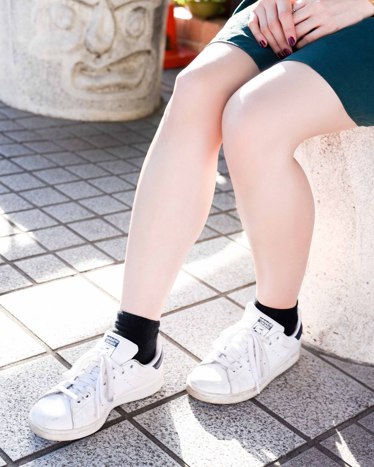 あの娘のスニーカー 4人目獨協大学3年 加藤ゆき奈さん ガール Fineboys Online